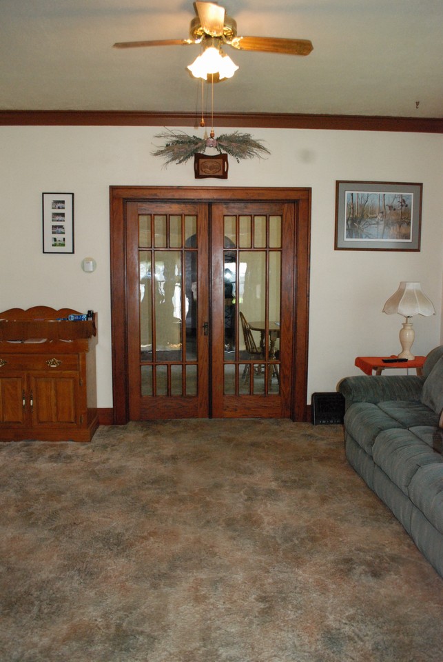 french doors into the dining room