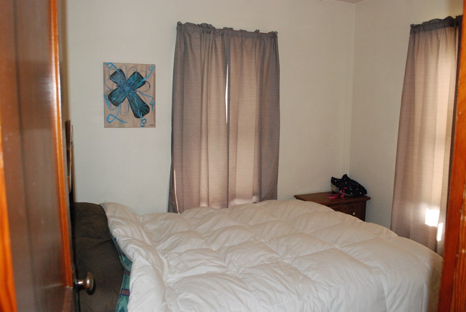 1 of 3 bedrooms-main floor
