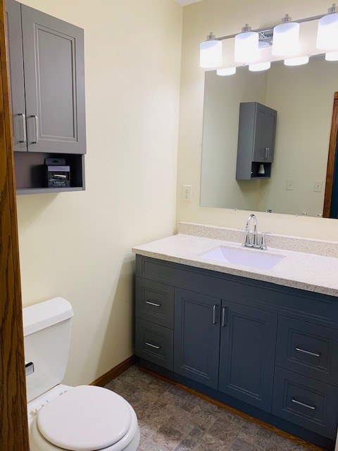 master suite 3/4 bath all new