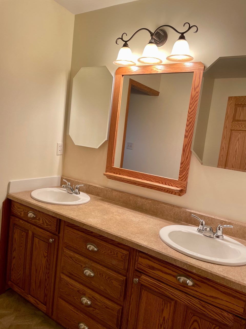 full bath on main floor with double sinks