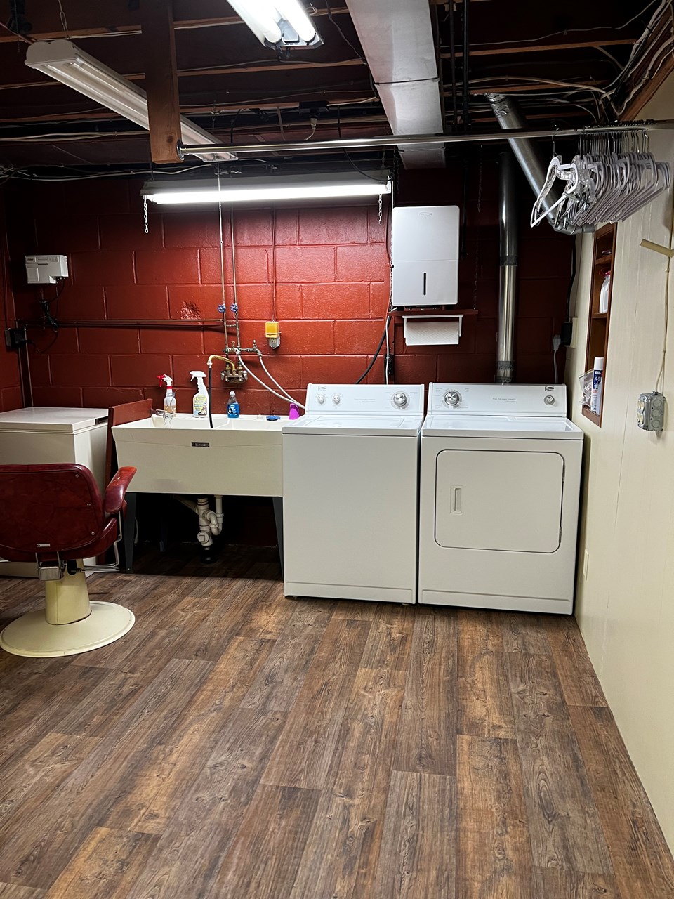laundry lower level