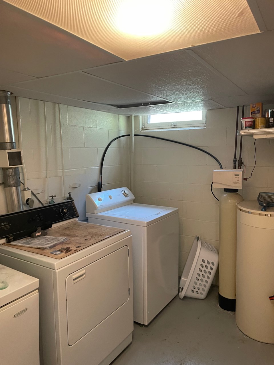 laundry room lower level