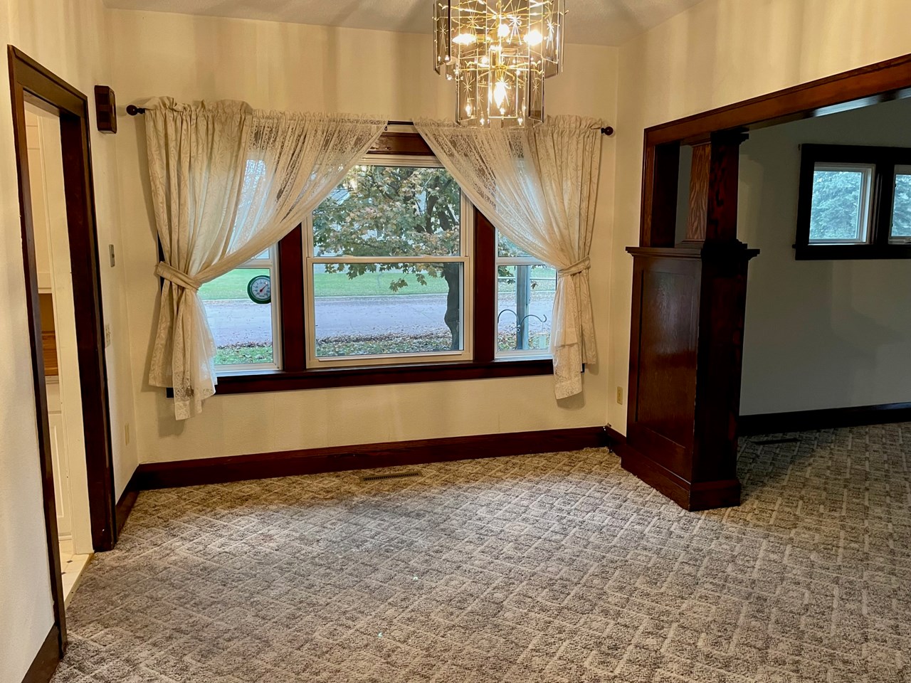 formal dining area