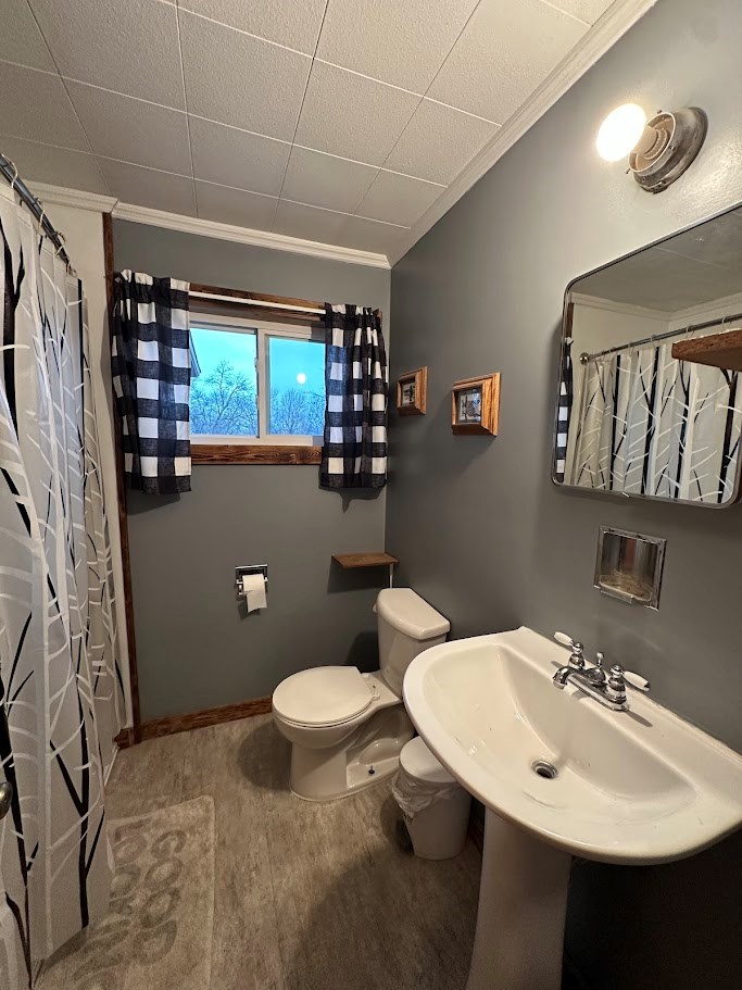full bathroom