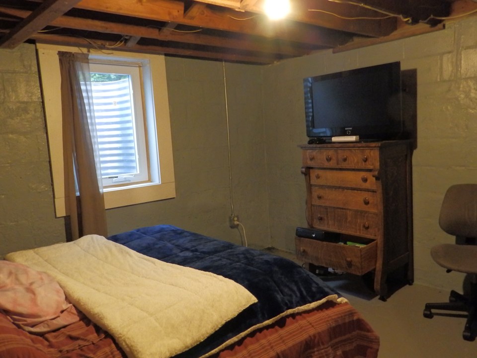 lower level  additional bedroom or office space