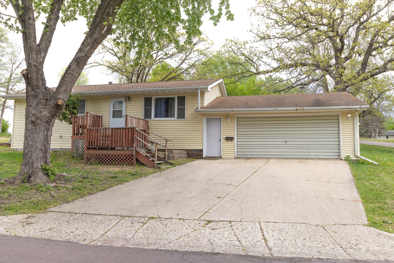 102 Maple Street