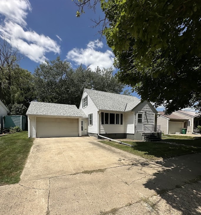 3 bedroom, 1.75 bathroom