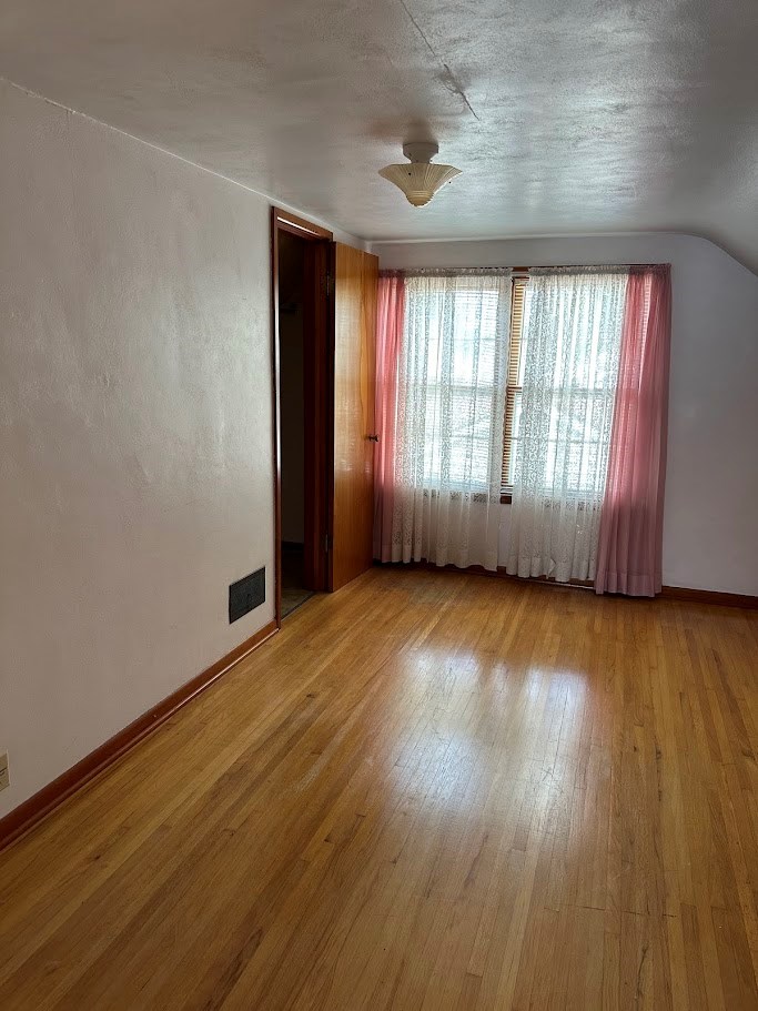 bedroom 2 upstairs