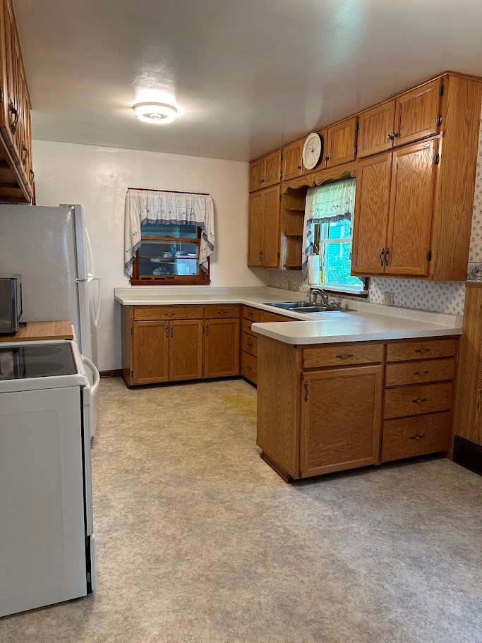 kitchen - appliances stay