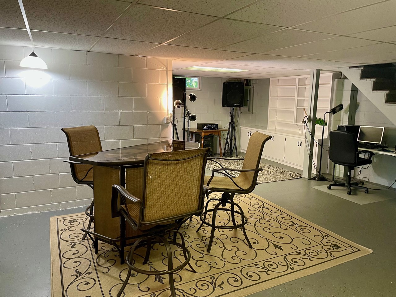 great space to entertain family and friends