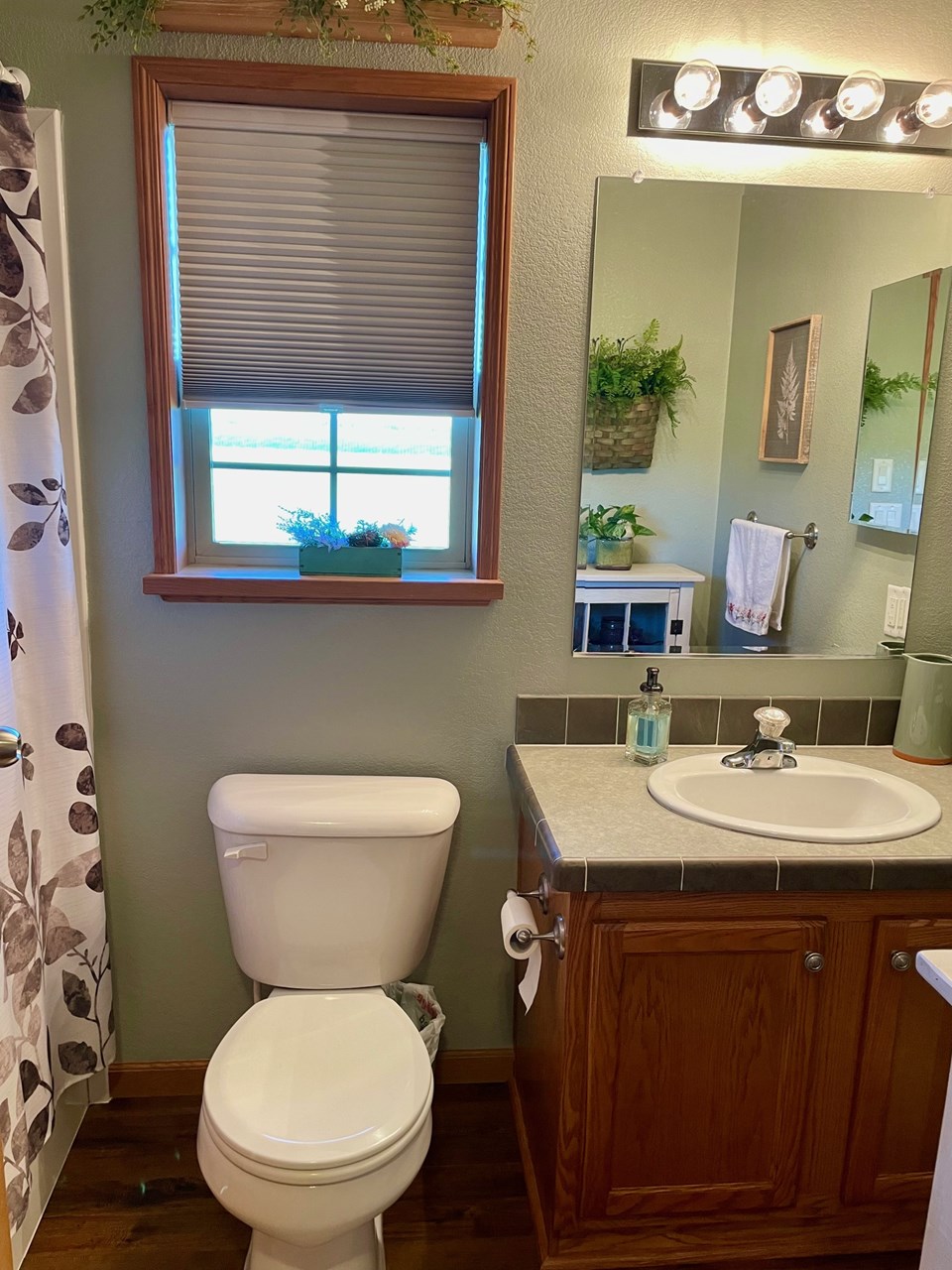 full bath on main floor