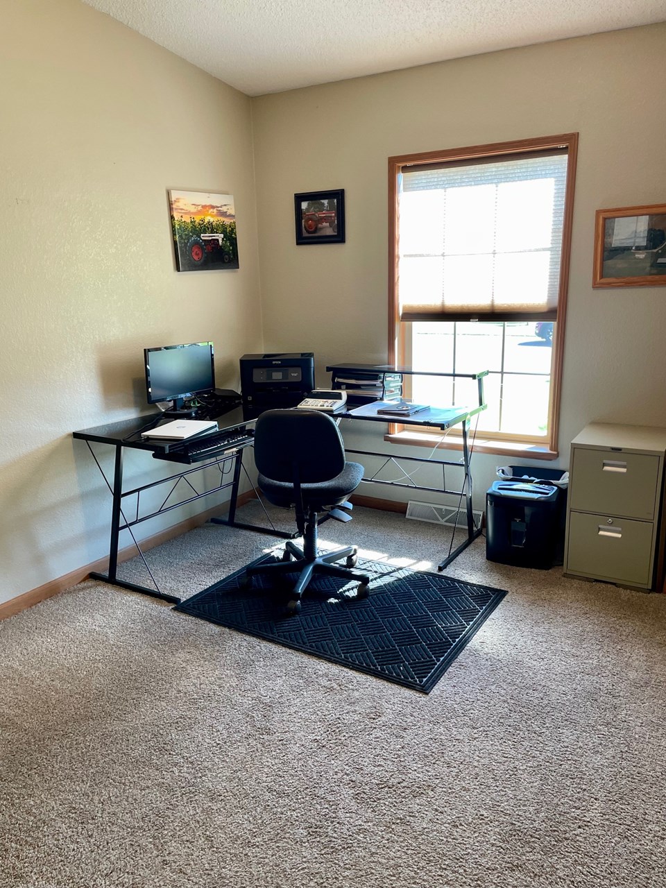 bedroom 3 of 4 on main level