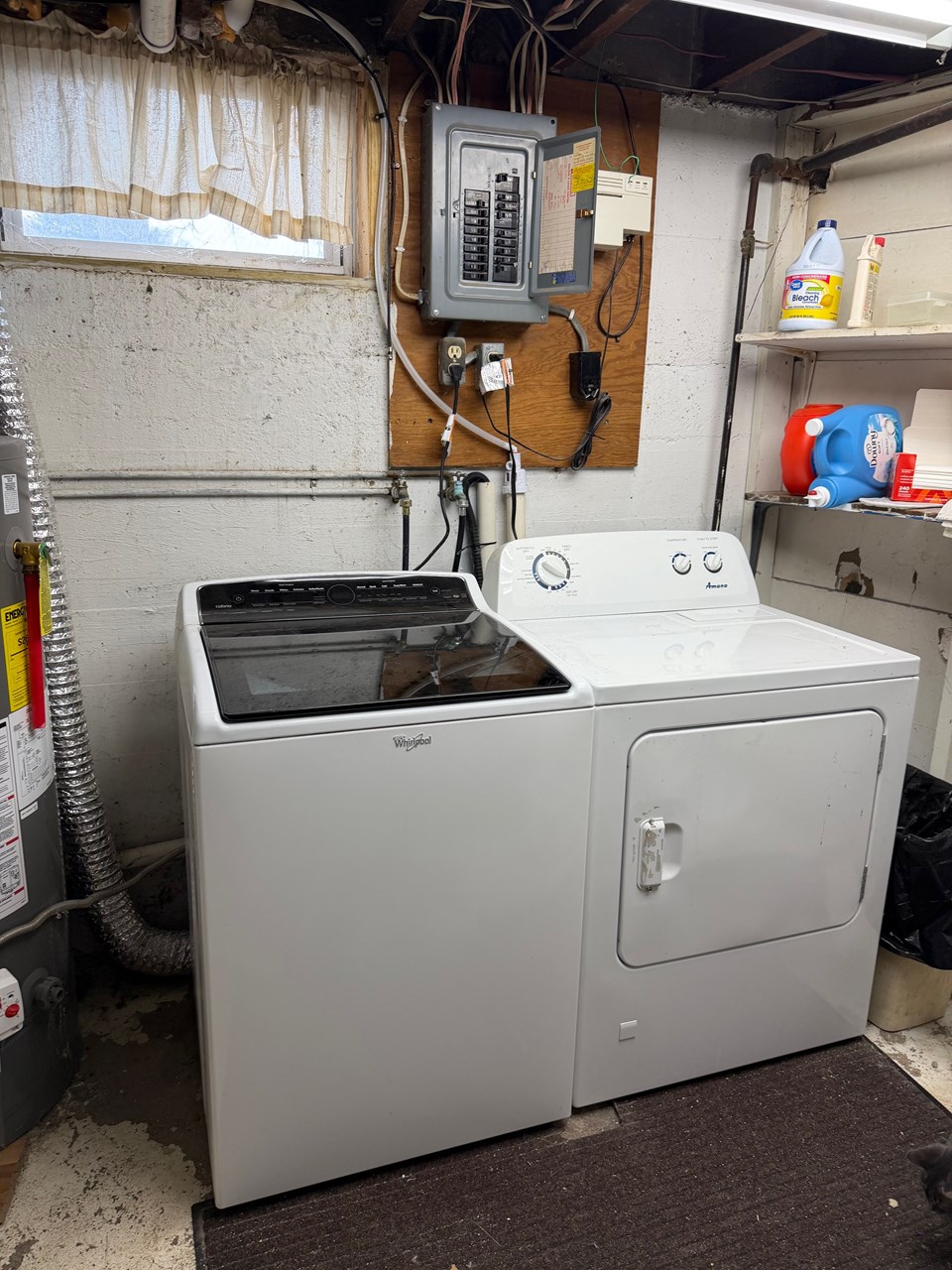 utility/storage, plus laundry option