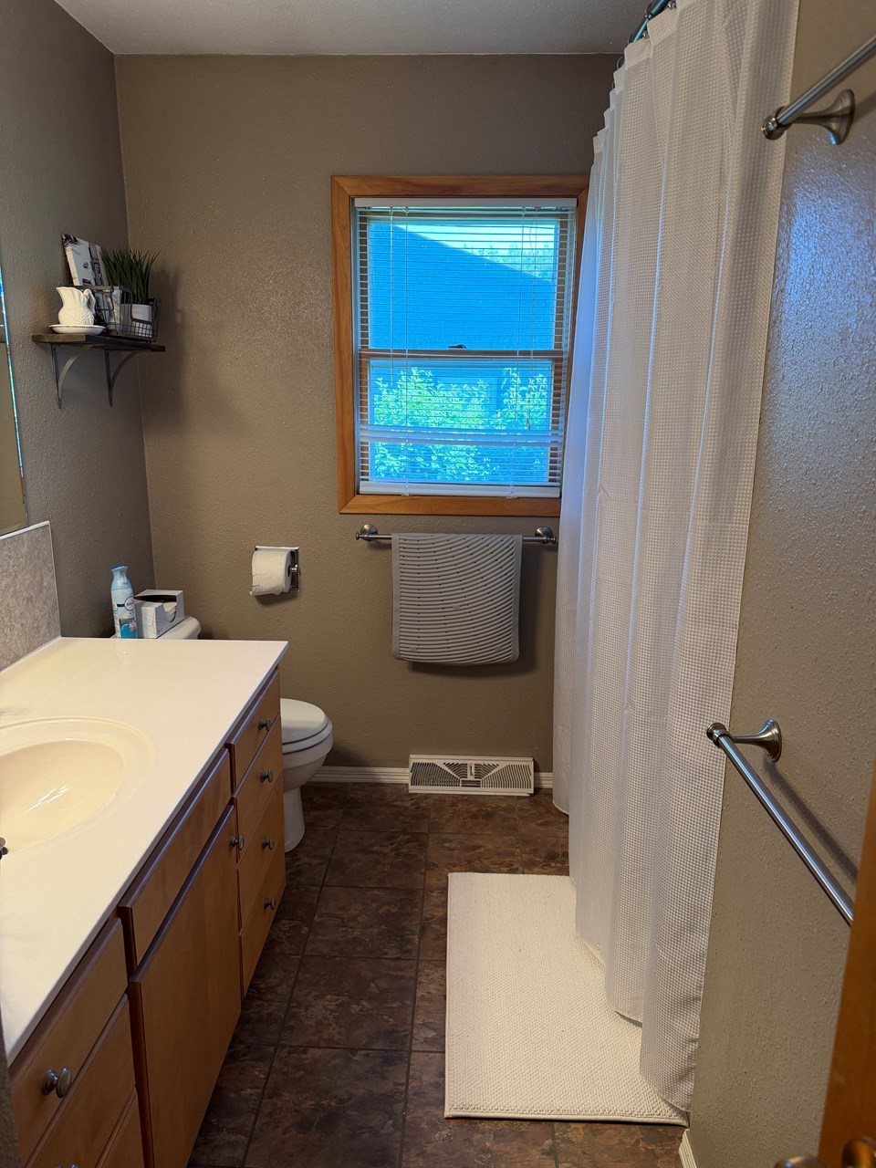 full bath on main floor